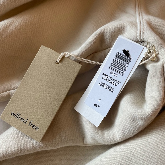 NWT Wilfred Free Fleece Oversized Sweatshirt in Faded Bone 3 (XL) - Picture 7 of 7